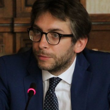 Chi è Pierfrancesco Maran: carriera politica e vita privata