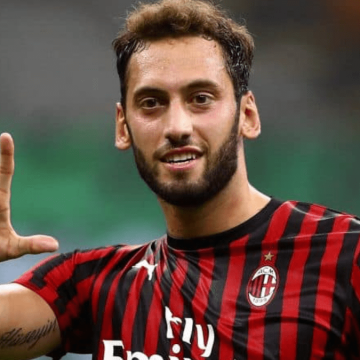 Calciomercato, Chalanoglu trasloca dal Milan all’Inter per 5 milioni all’anno