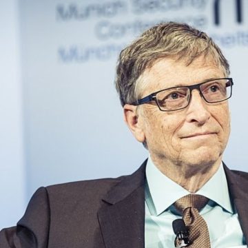 L’idolo della pandemia finito al centro degli scandali: la caduta di Bill Gates