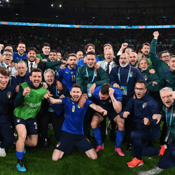 Nazionale italiana, come sei bella! La trincea azzurra contro i rosiconi