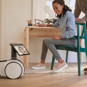 Amazon vuole riempire le nostre case di robot (e microfoni)