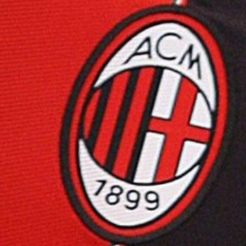 Dalla lotta dell’Ac Milan per il marchio alla stretta sul reddito grillino. Varie & eventuali