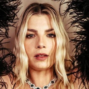 Taxi sulla luna, l’ultimo singolo di Tony Effe ed Emma Marrone: testo e video