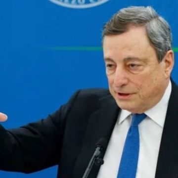 Mario Draghi si dimette