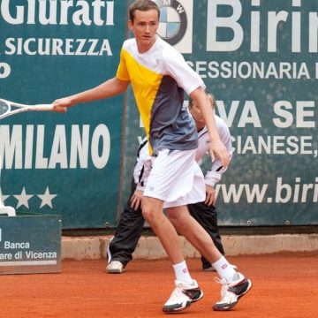 Niente tennisti e tenniste russe a Wimbledon. E un italiano chiede la linea dura anche per gli Internazionali di Roma