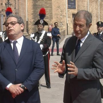 Caso Sicilia nel Centrodestra, Varchi (Fdi): “Musumeci vale come Toti e Zaia”