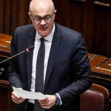 Ministro d’Incà:”Ecco il piano del Governo per combattere l’astensionismo”. Scarica in anteprima il progetto