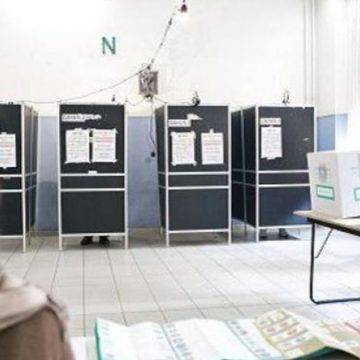 Il deserto dei tartari ai seggi visto da uno scrutatore. Cronaca di un non voto