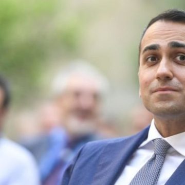 Dalle offese al corteggiamento, le giravolte riformiste su Di Maio