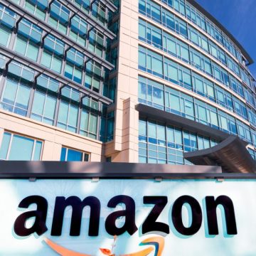 Amazon, Facebook e Twitter: finita pandemia, crollato e-commerce