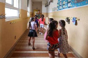 GoStudent-Younite, 1 genitore su 2 non sa come aiutare figli a gestire stress da rientro a scuola