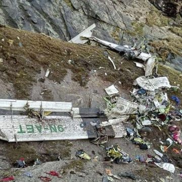 Precipita aereo in Nepal: a bordo 72 persone