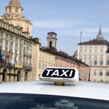 Tassisti ingrati: lo sciopero contro il governo più amico dei taxi