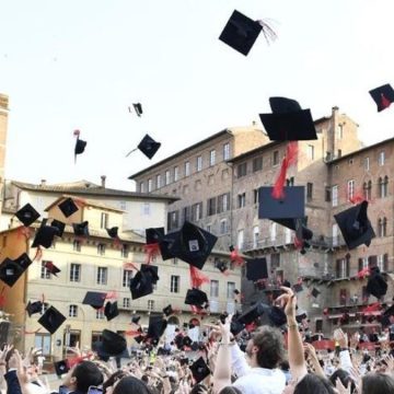 Studenti fuorisede: un salasso per le famiglie e un affare per le città. Il report