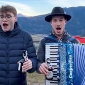 Ritorno al passato su TikTok: i canti di montagna diventano virali grazie a Luca Baz