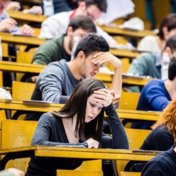 Giovani e sottopagati, la realtà del mondo universitario italiano