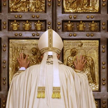 Il no del papa all'ordinazione femminile: cosa ne pensano le teologhe? Lavori del Giubileo: un'opera conclusa ogni morte di Papa. Il dossier