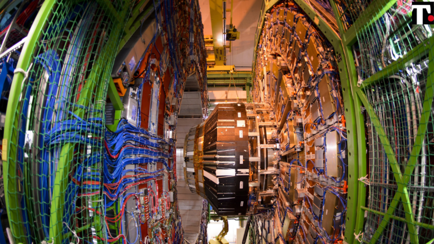 concorrenza al Large Hedrone Collider, il grande acceleratore di particelle del Cern di Ginevra.