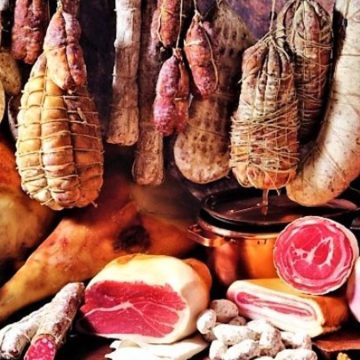 Salumi salati: il prezzo record della carne di maiale