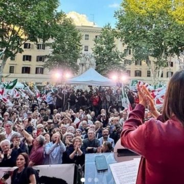 Schlein torna a Testaccio e convince. Nonostante il Pd