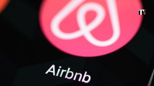 Airbnb cresce ma meno del previsto. Profitti scesi del 15 per cento