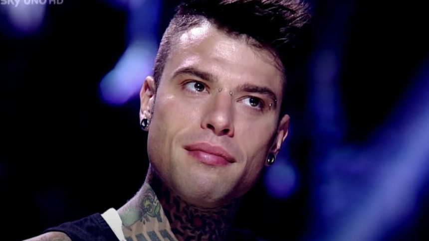 Fedez ancora contro i giornalisti? E sia! Federico, con le mani quando ti pare