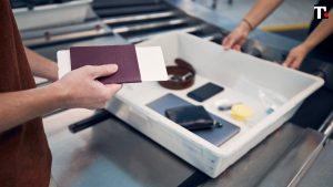 airport-tray-aesthetics