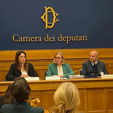 Associazioni di pazienti nei processi decisionali: il punto della situazione e le proposte di legge