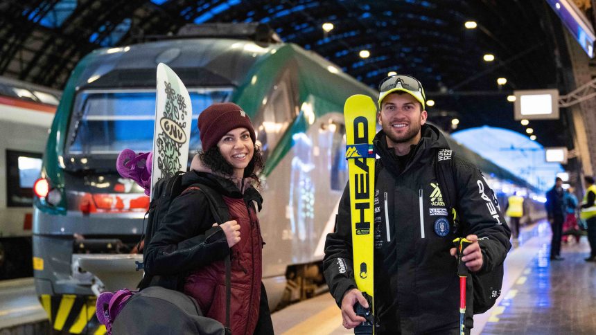 Trenord, tornano i “treni della neve” e la corsa speciale verso i mercatini di Natale